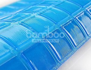 gel pillow cooling feature